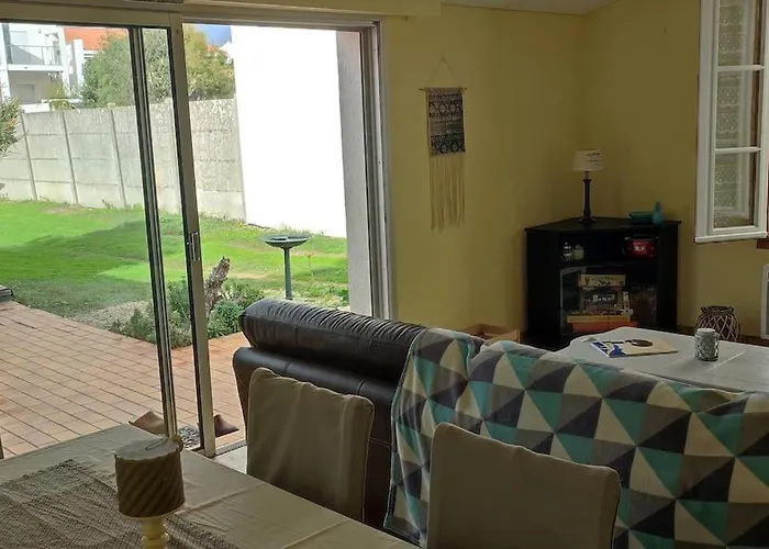 Maraichine Renovee, Grand Jardin Et Wifi, Entre Et Marche *