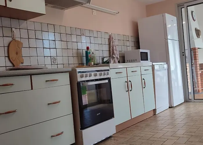 Maraichine Renovee, Grand Jardin Et Wifi, Entre Et Marche *